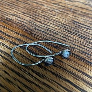 Handmade silver and freshwater pearls earrings